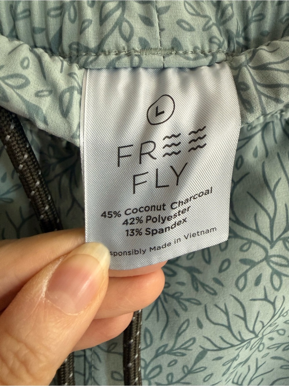 Free Fly Women's Swell Short Size Large - Picture 2 of 6